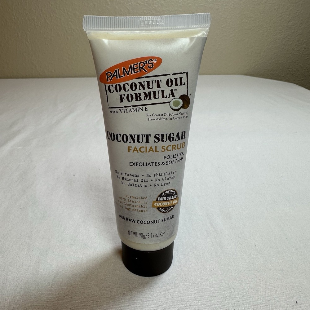 Palmers Coconut Oil Formula Coconut Sugar Facial Scrub 3.17oz New